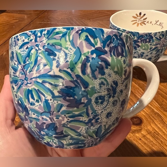 Lilly Pulitzer Blue Floral with Gold Handle Ceramic Mugs Set of Two 12 Oz Mugs - Picture 3 of 15